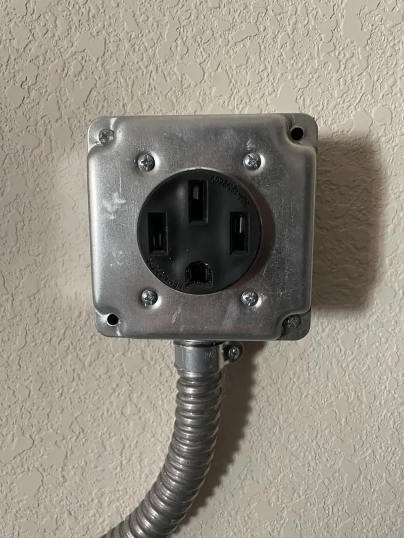 NEMA 14-50 outlet installed for Smart Home Electrical in Zephyrhills South